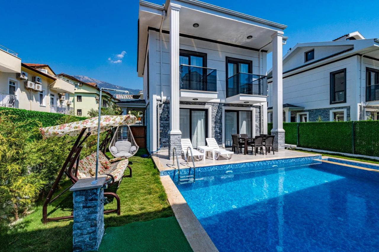 Salkim- 4 Bedroom Holiday Villa In Oludeniz Fethiye Bagian luar foto